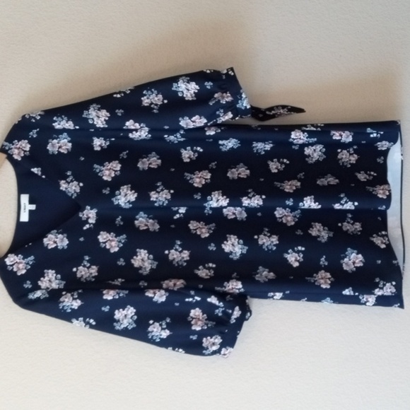 Likely floral dress - Picture 2 of 8